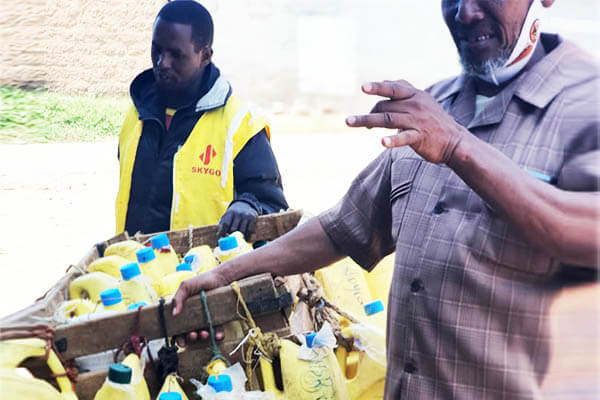 Solar powered mobile milk chiller